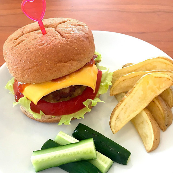 【キッズ】手作りハンバーガーに挑戦！（食物アレルギー対応可）