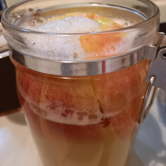 自家製天然酵母『りんご酵母』