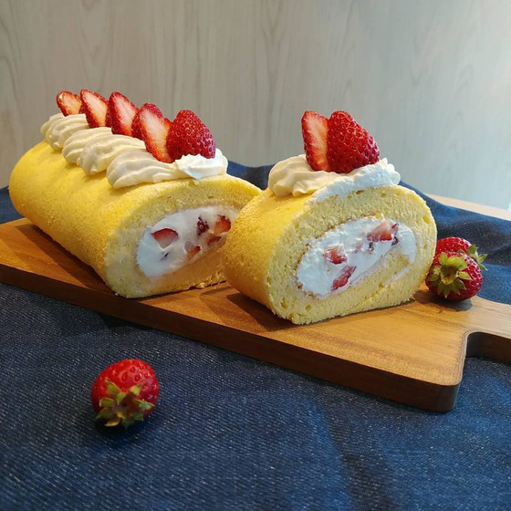 【ケーキ】みんな大好きフルーツロールケーキ