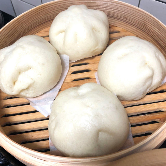 ホッカホカの肉まん作りましょう！