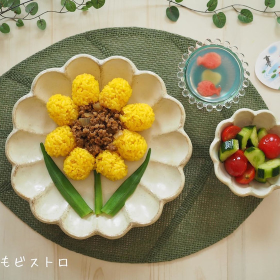 ひまわりドライカレーの夏ランチ