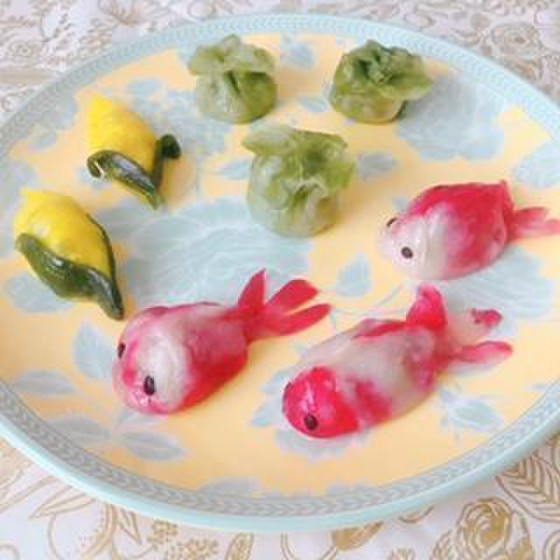 金魚と野菜の形（蒸した後）