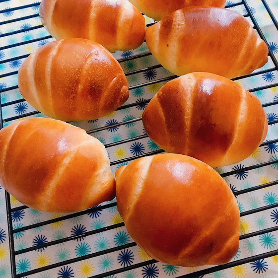 中種バターロール