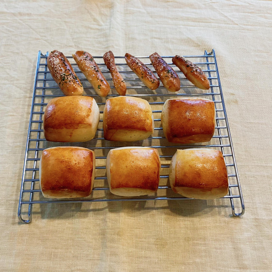 ミルクパヴェ＆余った生地でチーズスティックパン
