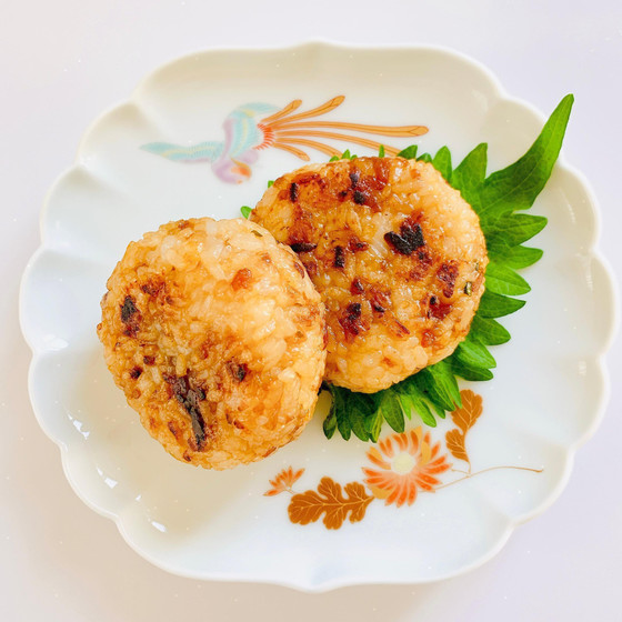 青唐辛子味噌焼きおにぎり