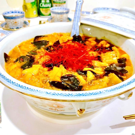 鶏肉とこんにゃくのピリ辛中華煮込み
※4人分サーブ仕様