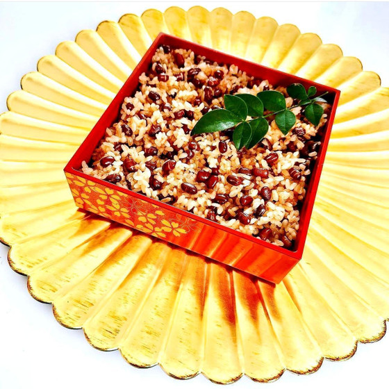 サクラ色の忘れられない味のお赤飯