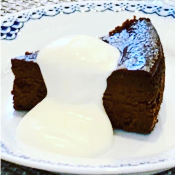 【4名満席のみ】①小麦粉不使用グルテンフリー！まるで生トリュフチョコレートみたいなチョコレートケーキ『ACO'sチョコラータ』