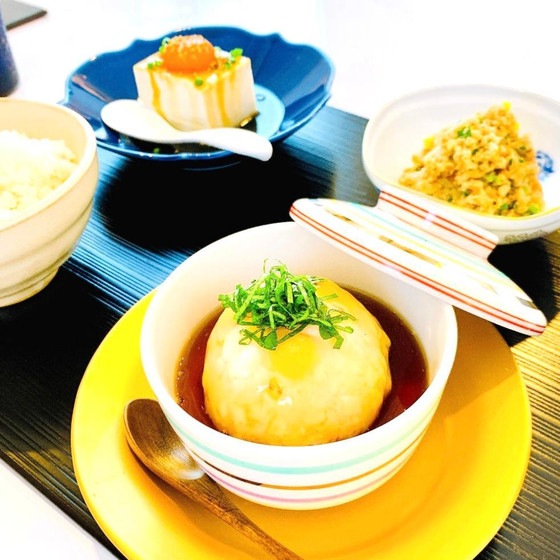 【受付：通年】①とろ〜り餡掛けモチモチ海老蓮根まんじゅう②出汁たっぷり具沢山しっとり卯の花③卵黄の旨味タレ漬け