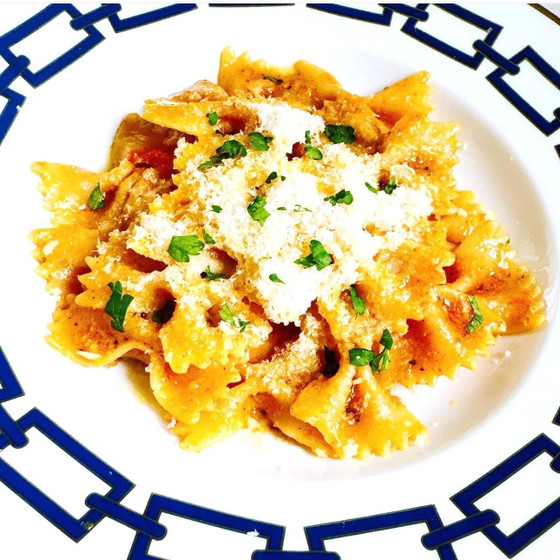 和牛すね肉煮込みのソースを使ったショートパスタアレンジ