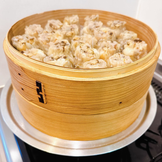 手ごねで作る本格海老焼売
