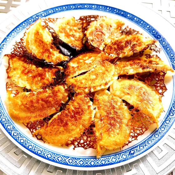 カリカリ羽根つき
魔法の焼き餃子
