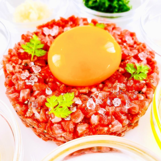 タルタルステーキ
※バゲット付き