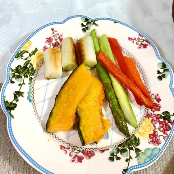 甘くてトロトロネギと野菜のソテー