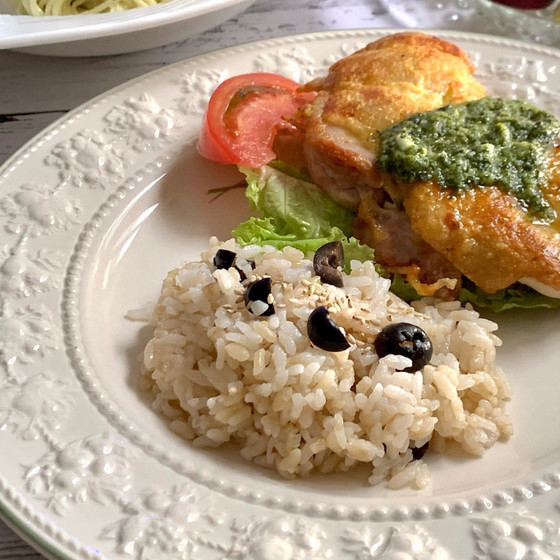 オリーブの炊き込みご飯