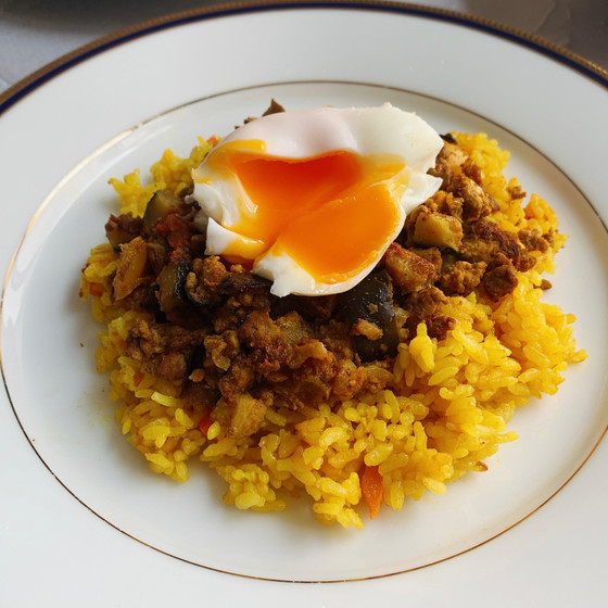 夏野菜たっぷりのキーマカレー＆ターメリックライス
