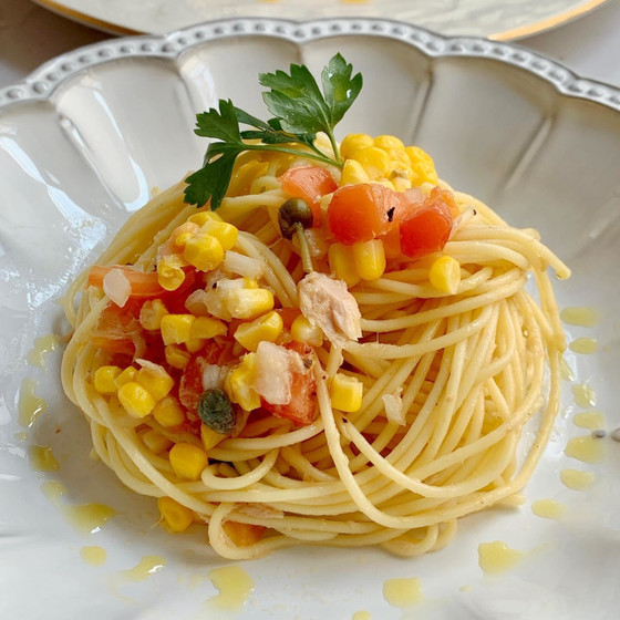 とうもろこしとトマトとツナの冷製パスタ