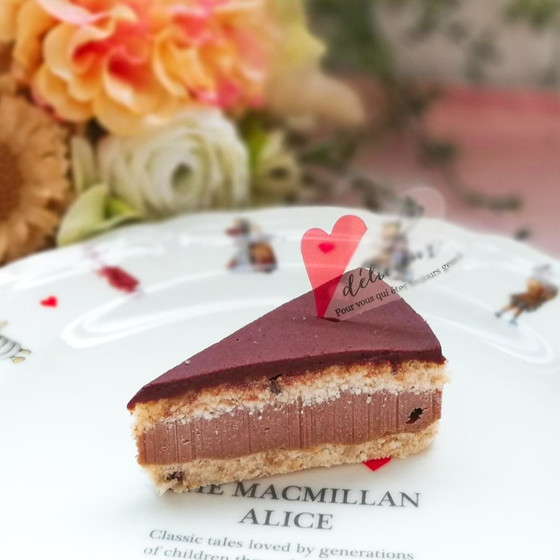 Rawチョコレートスポンジケーキ