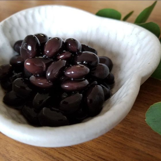 黒豆で味噌仕込み