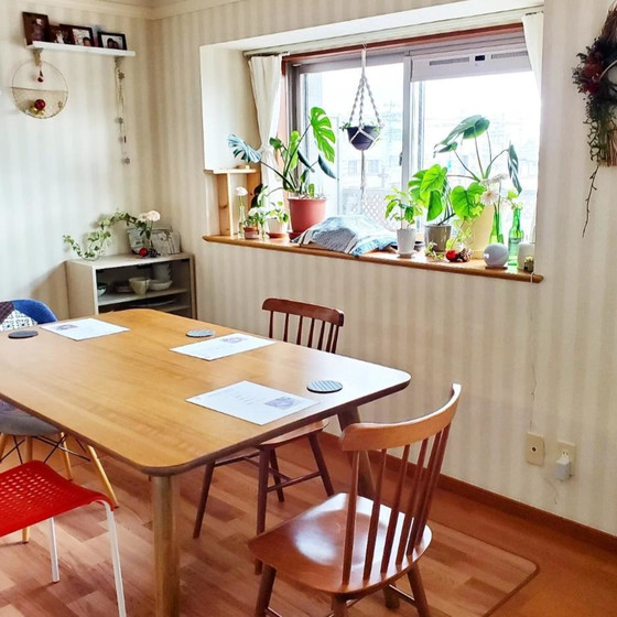 いつも料理教室をする場所でのリース作りです！