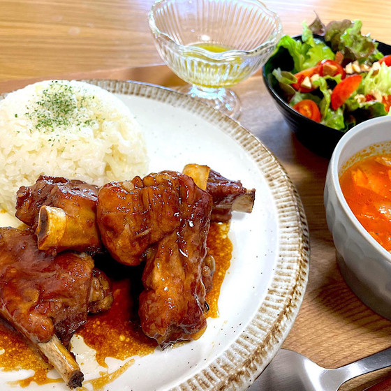 フライパン1つで美味しく簡単スペアリブ