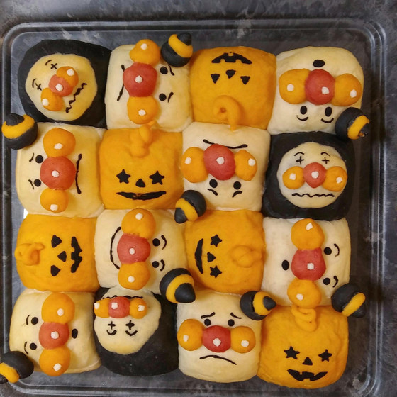 ハロウィンの正義の味方のちぎりパン