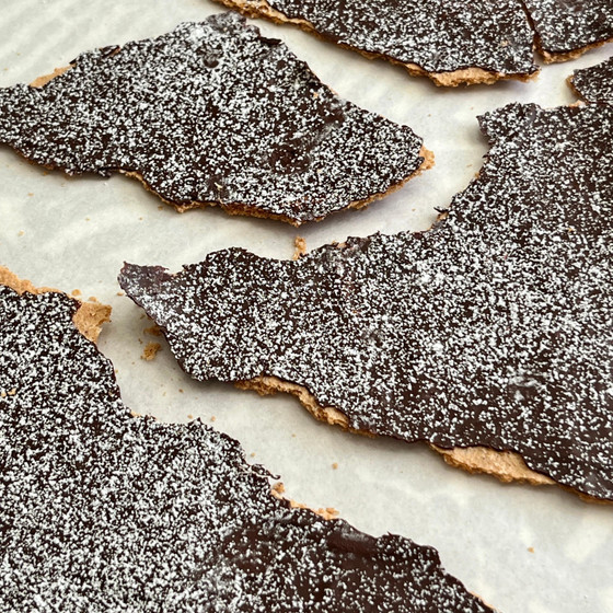 チョコクリスプ（アップ）