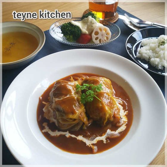 ブラウンソースのロールキャベツ