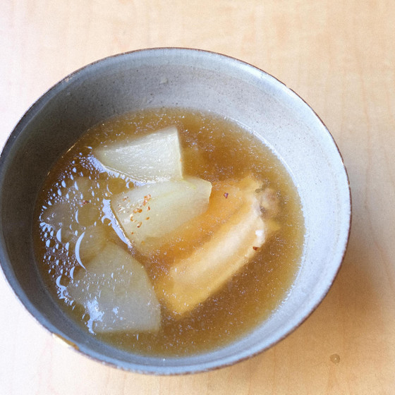 冬瓜と手羽のスープ煮