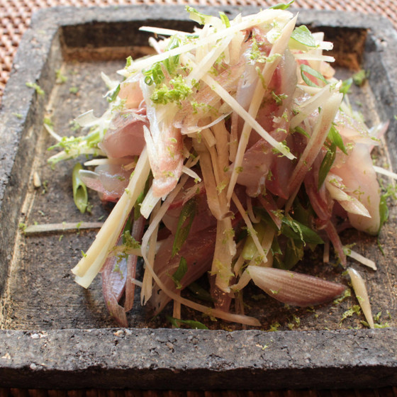 秋刀魚のお刺身　酢橘ドレッシング
