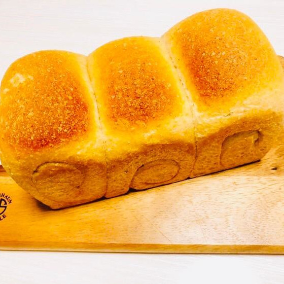 オーガニック全粒粉８割ふわふわ食パン