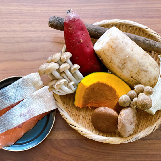 秋の味覚の代名詞「きのこ＆秋鮭＆秋の根菜」