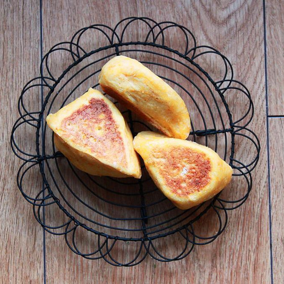 フライパンで手軽に焼ける『にんじん豆乳さんかくパン』