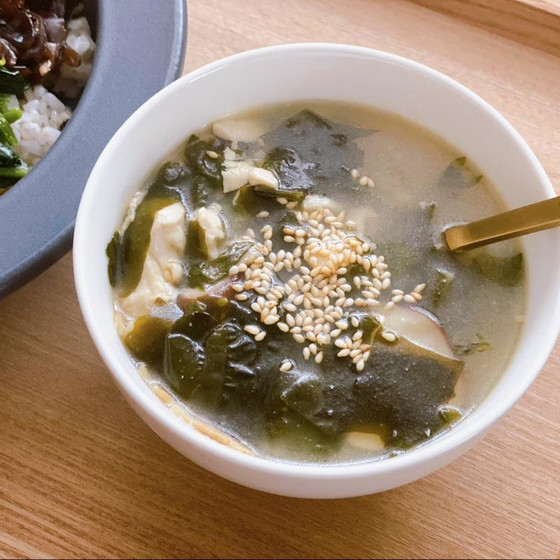 とろとろわかめの滋養スープ