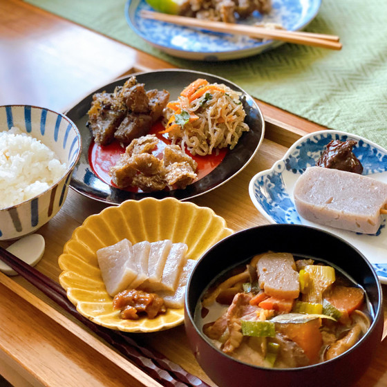 全て蒟蒻を使った蒟蒻ランチでお腹スッキリ！
