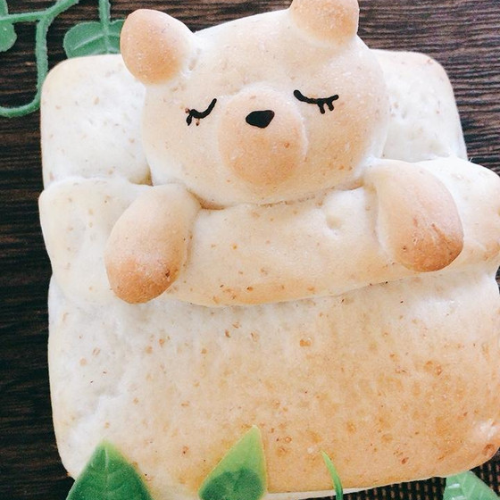 お昼寝アニマル全粒粉パン