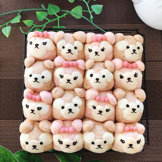 ブラウン＆ピンクのクマちゃんちぎりパン★軽食付き