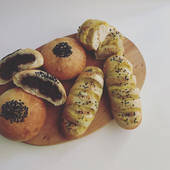 あんぱんとさつまいものパン(レーズン酵母使用)