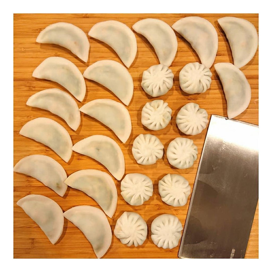 大人気！ニラ餃子＆ニラ饅頭レッスン♪