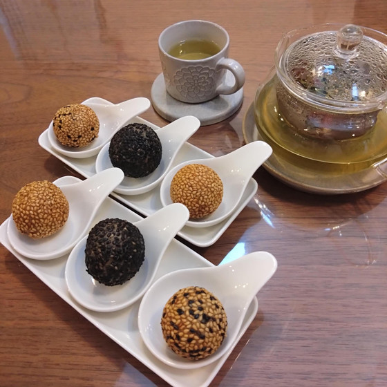 4月で終了！3種の餡のゴマ団子と湯圓(タンユェン)♡