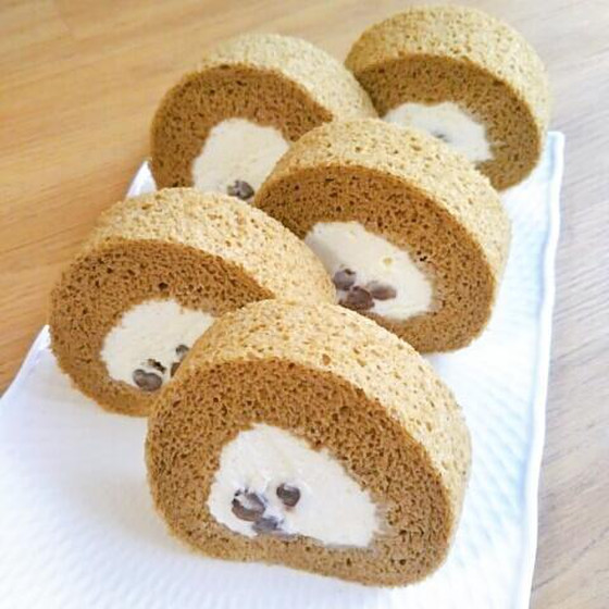大人のお菓子教室「ほうじ茶の米粉ロールケーキ」