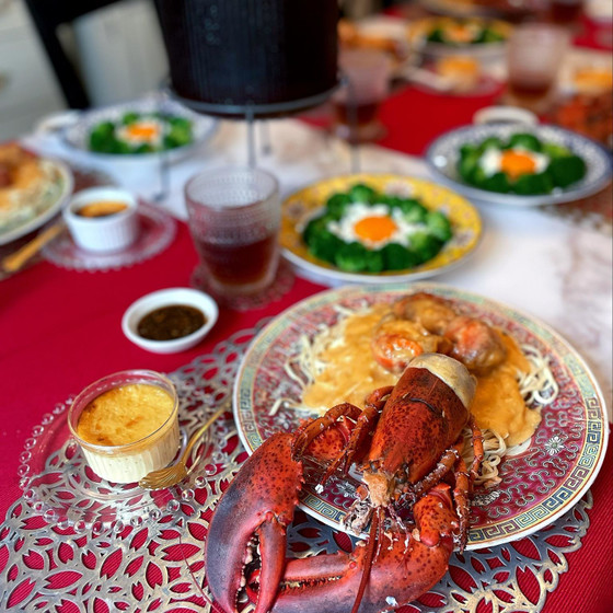 丸ごとロブスターの宮廷料理(ロブスターLサイズ)