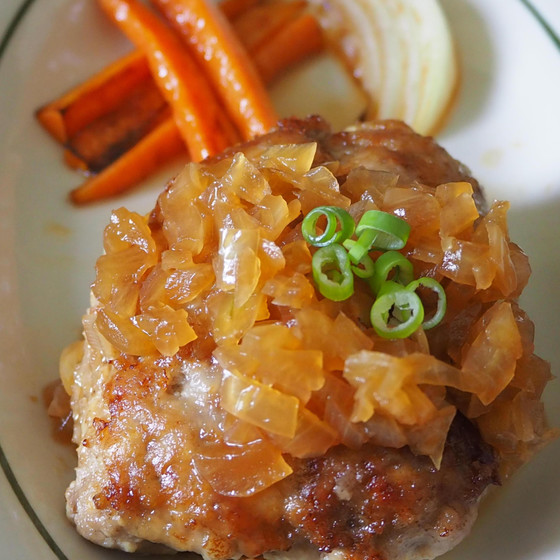 やわらか豆腐ハンバーグ焼き野菜添え