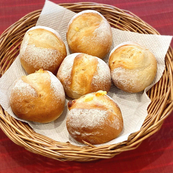 手ごねパンコース「全粒粉のチーズパン」