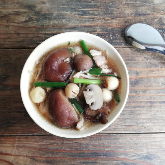 【ベトナム家庭料理】白いごはんとベトナムおかず／胡椒煮込み
