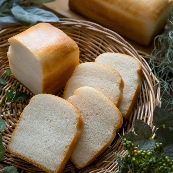 1番人気の米粉食パン
ひび割れしない方法を伝授！