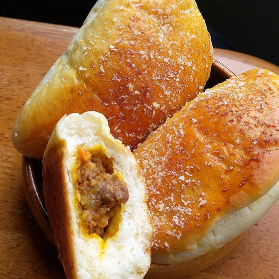 具も簡単手作り！焼きカレーパン