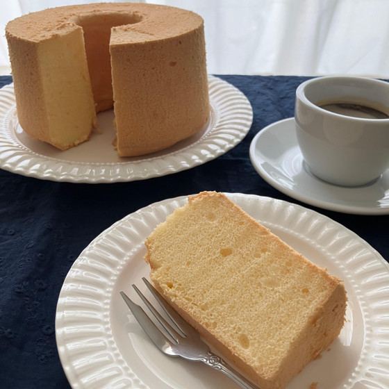 ふわふわしっとりのシフォンケーキ