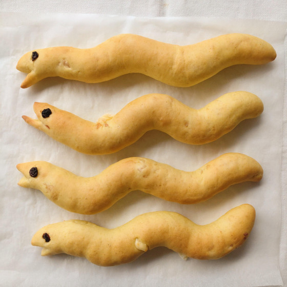 親子レッスン　にょろにょろへびさんパン