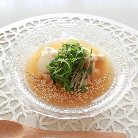 すくい豆腐の冷やし餡かけ